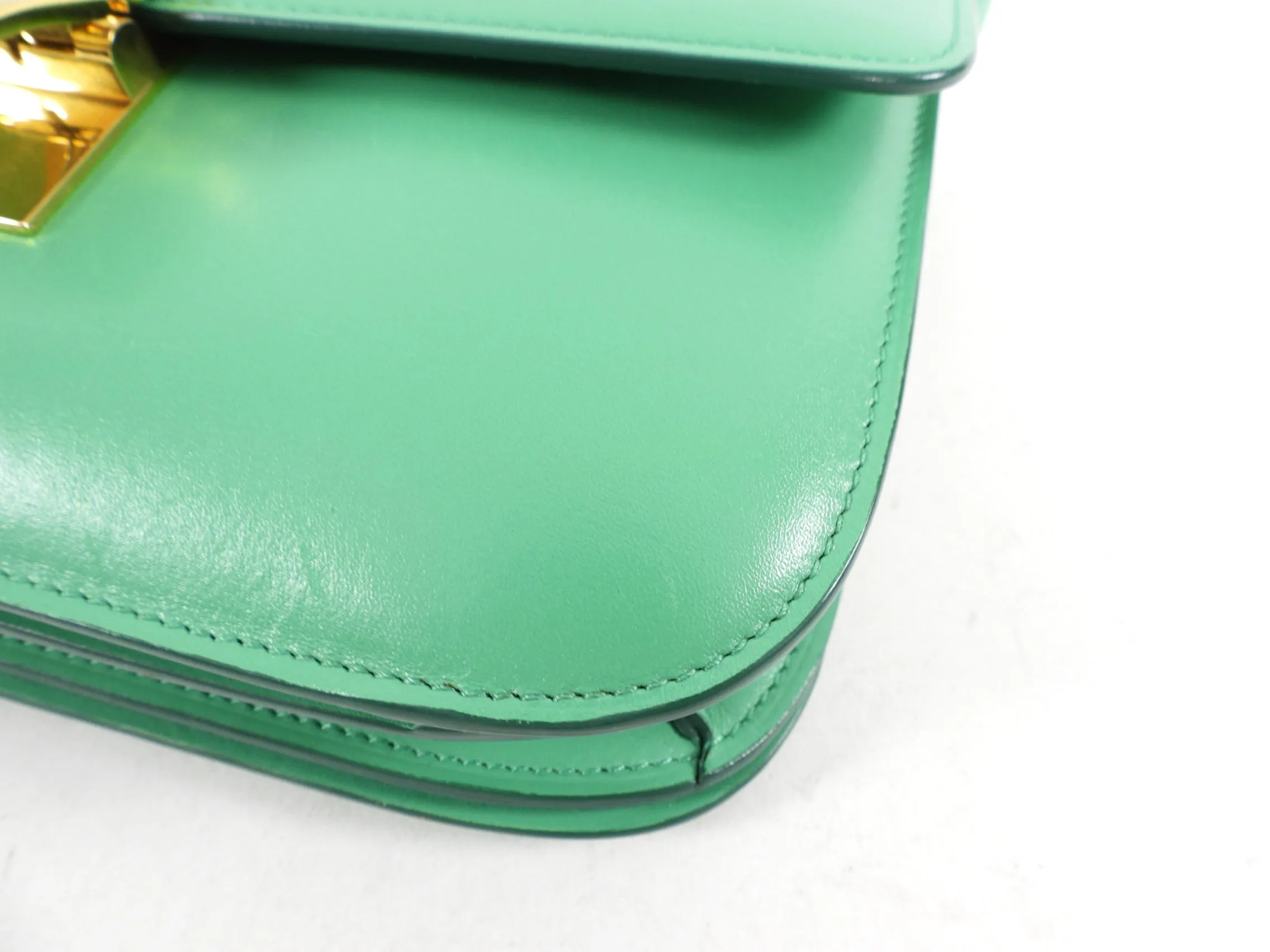 Green Medium Classic Box Bag