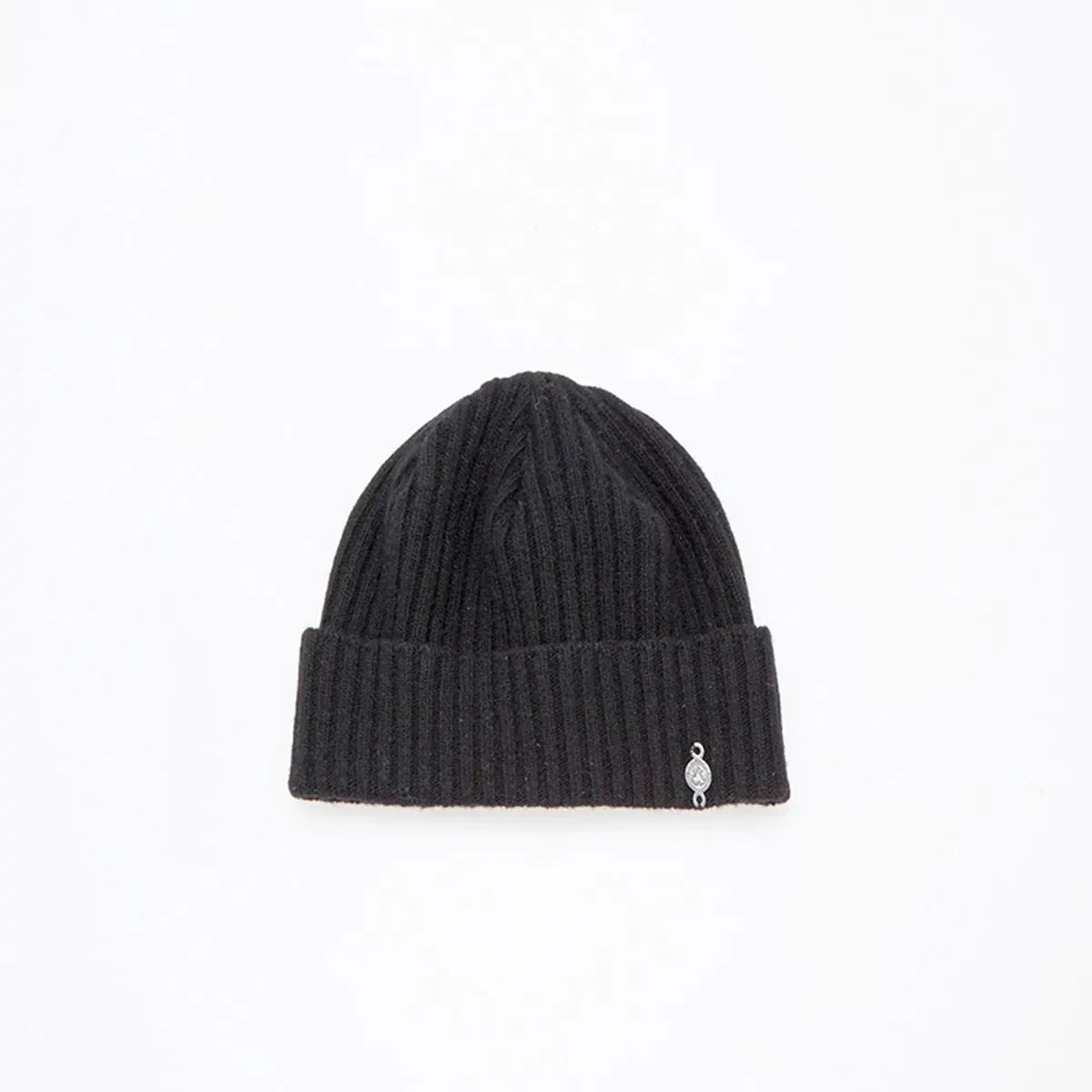 Harricana Cashmere Beanie crafted from recycled materials