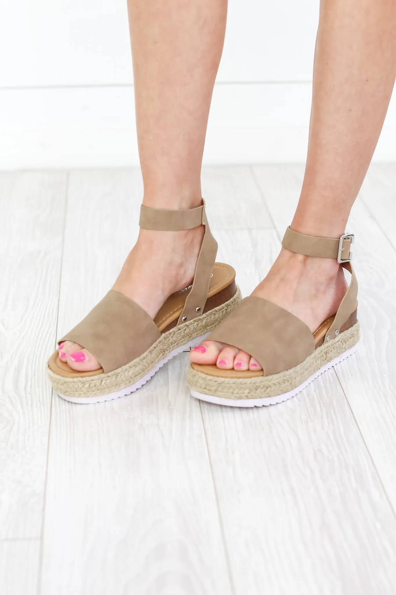 Isadora Sandals