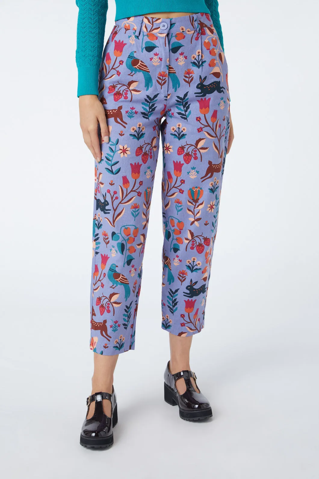 Karina Pant in Folk Style