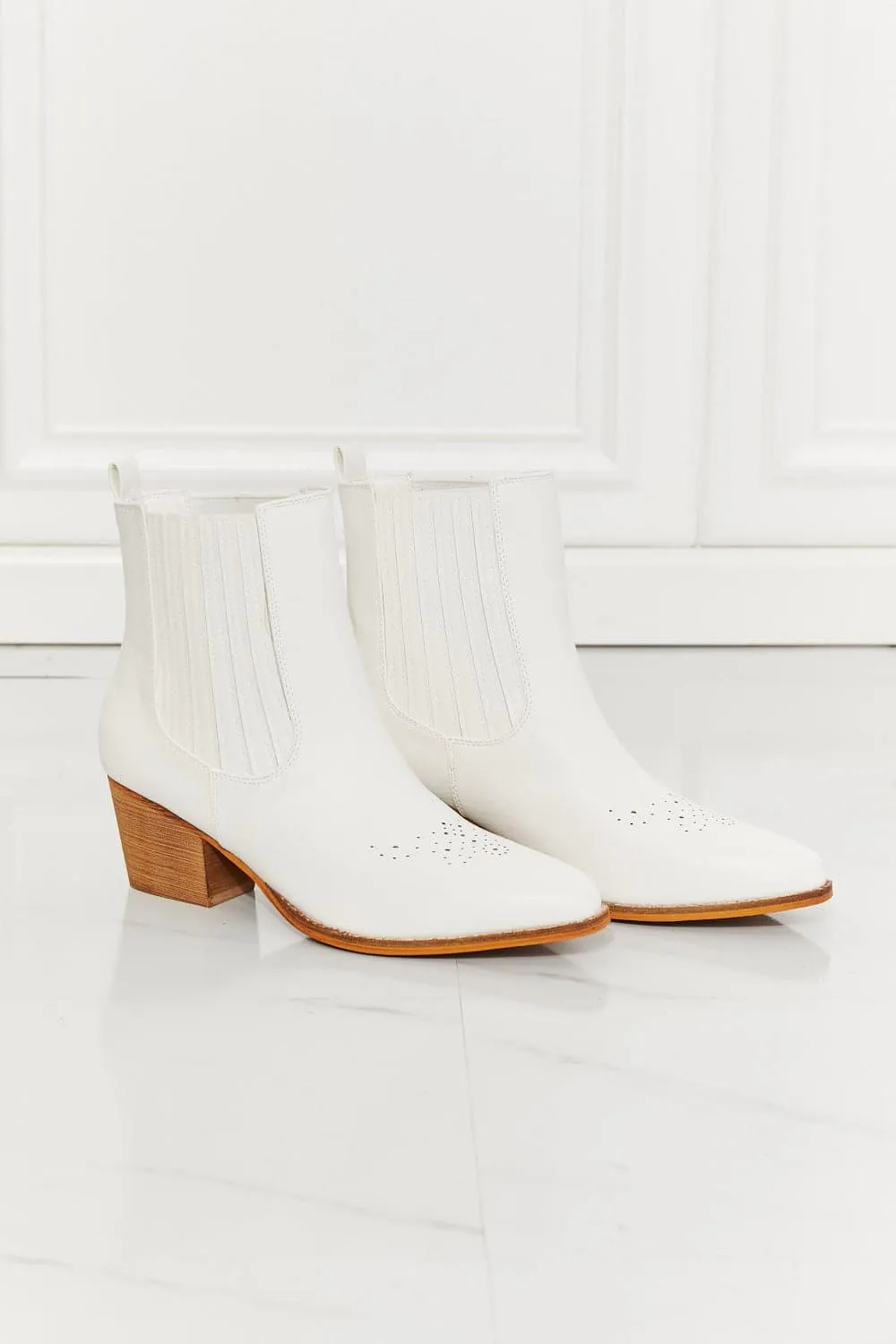 MMShoes Stacked Heel Chelsea Boot White