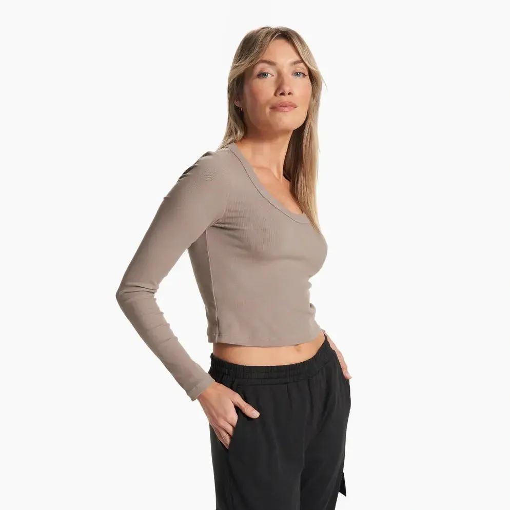 Mountain Long Sleeve Yoga Scoop Neck T-shirt