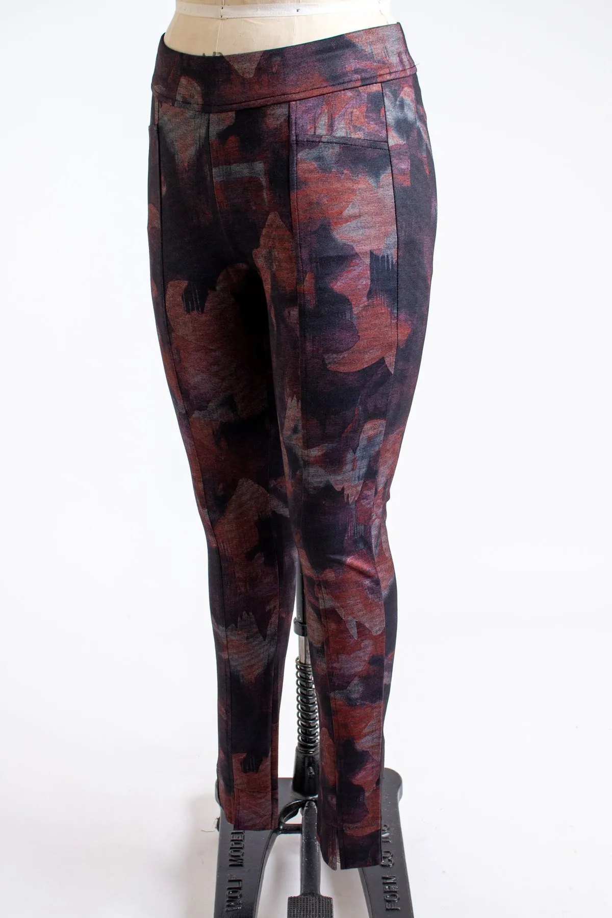 Multicolor Black and Maroon Legging