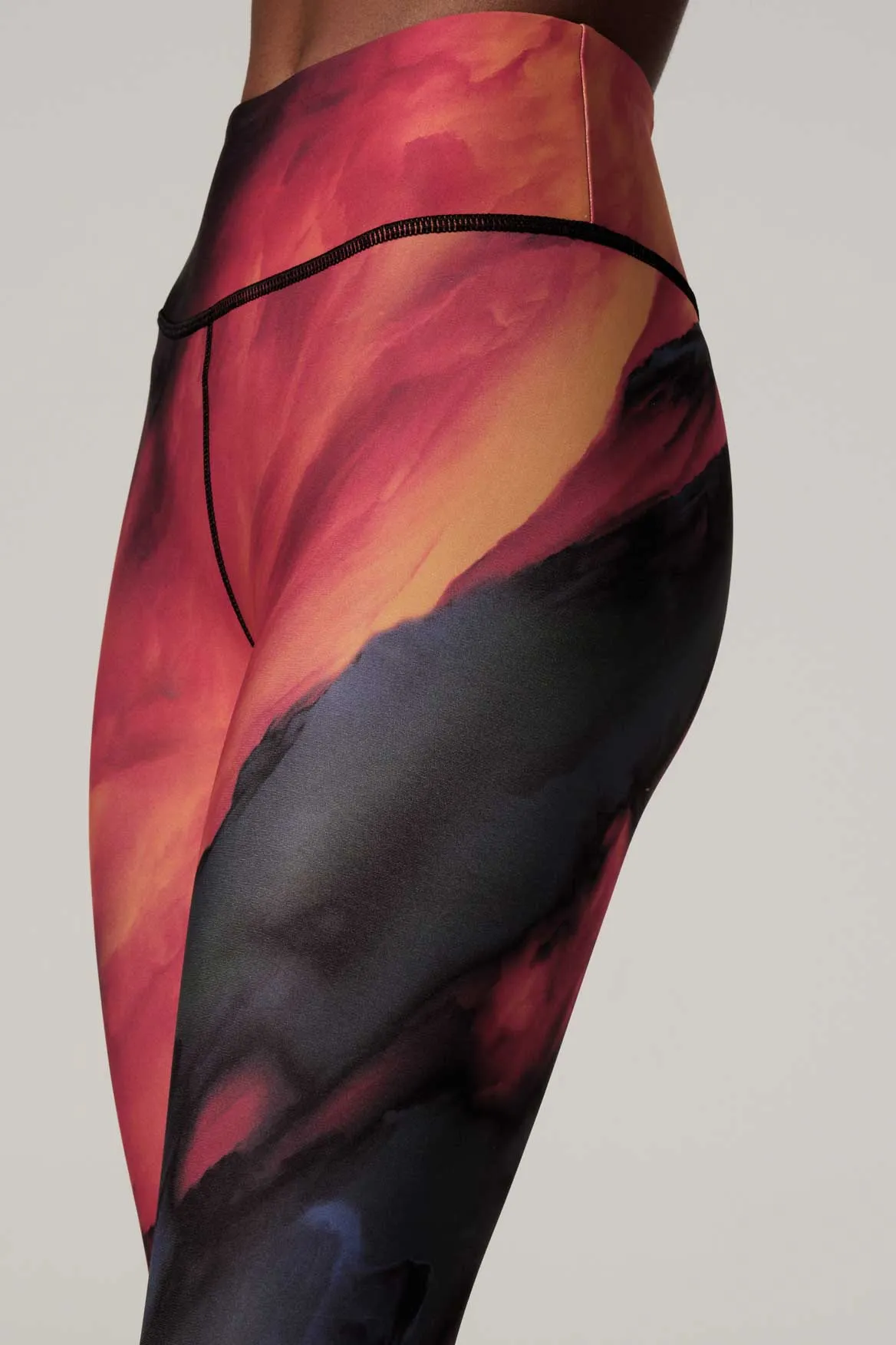 Nebula Cloud Aria Reversible Legging