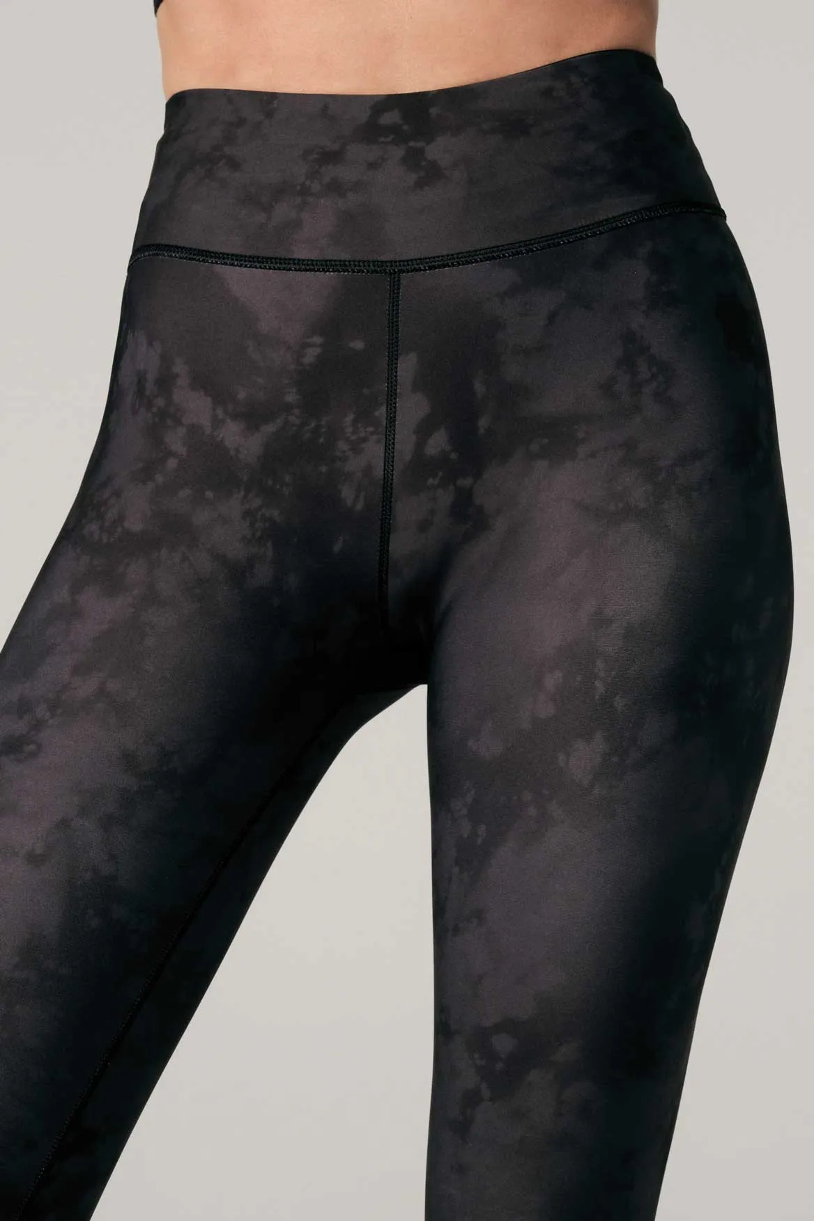 Nebula Cloud Aria Reversible Legging