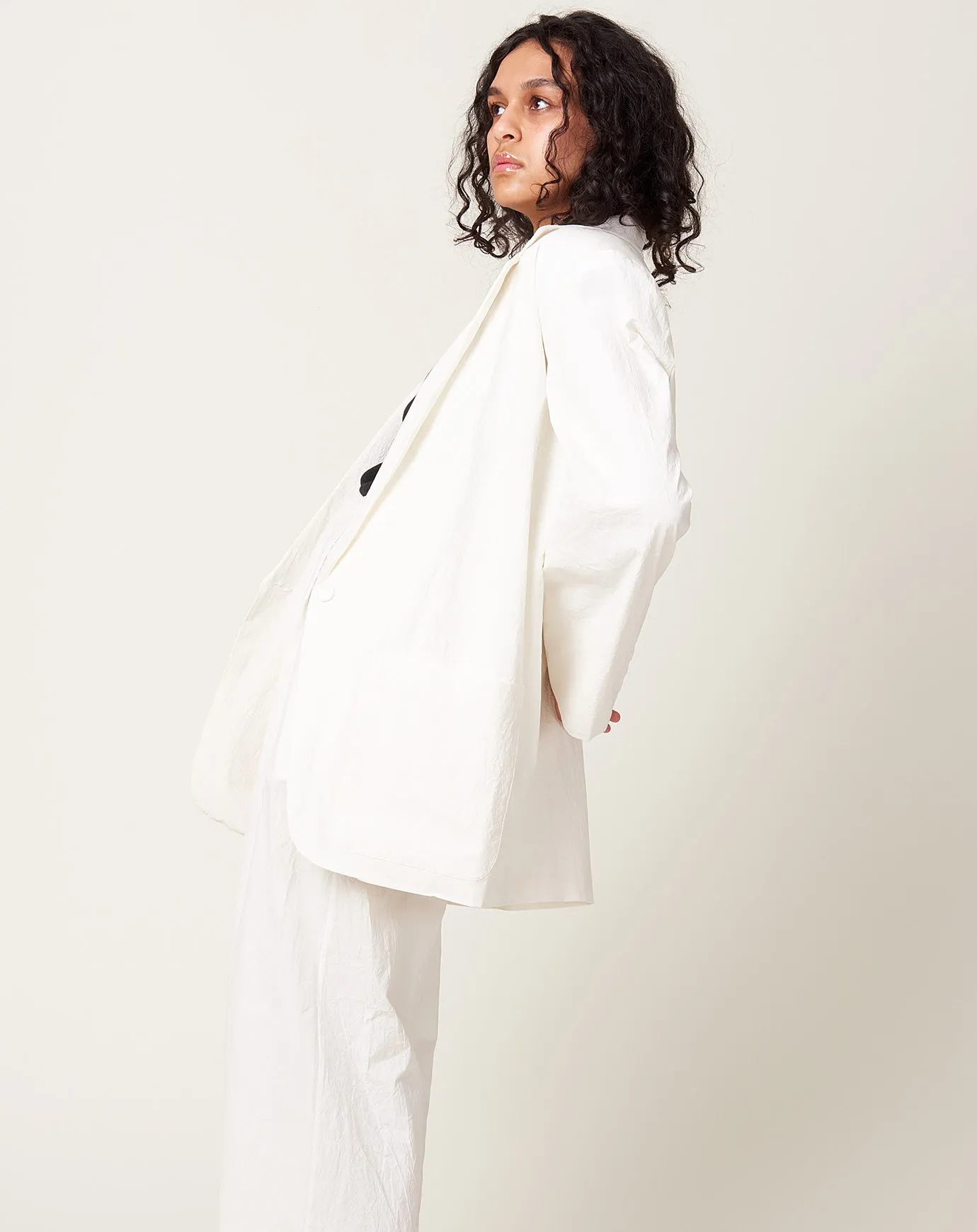 Off White Stretch Crinkle Oversized Boy Blazer