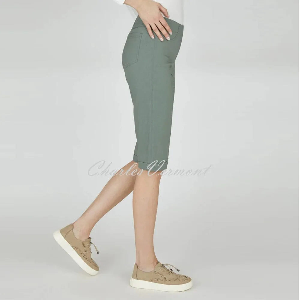 Robell Bella Bermuda Shorts 51625-5499-881 Ivy Green