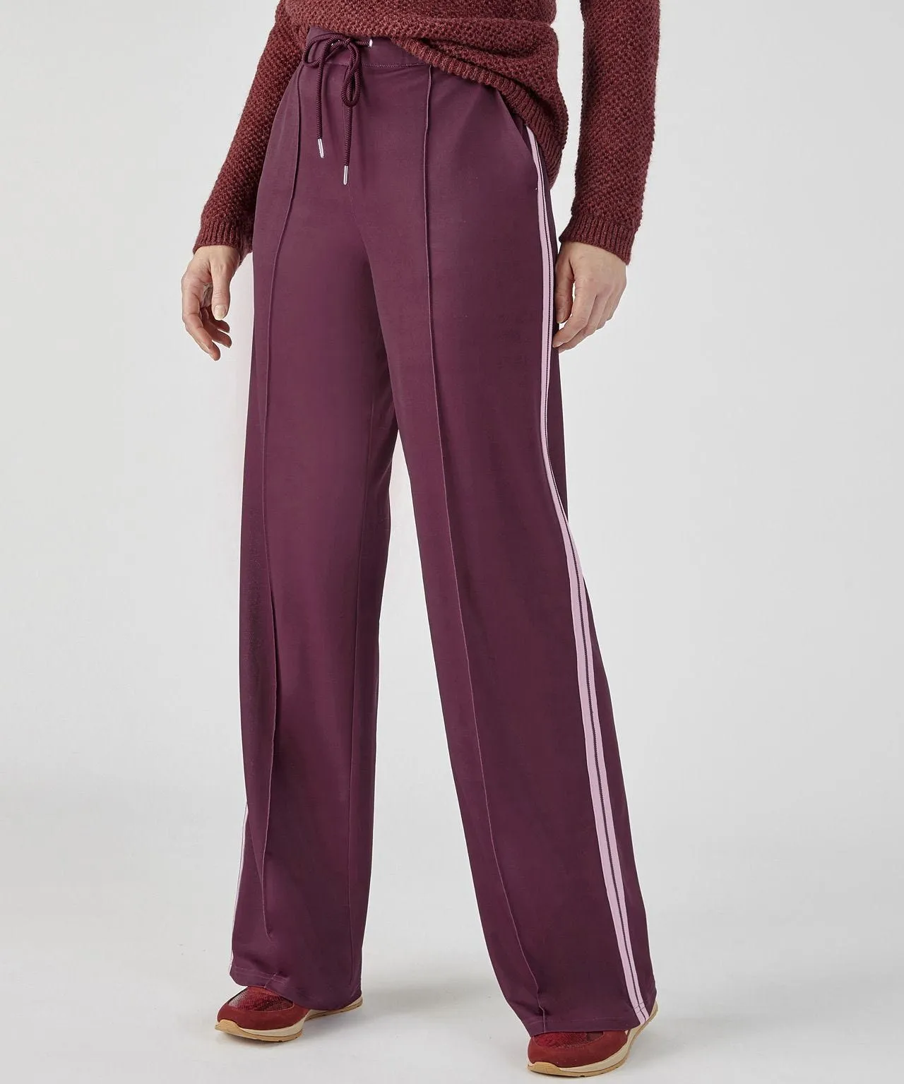 Wide-leg Trousers with Side Stripe for a Fashion Forward Look