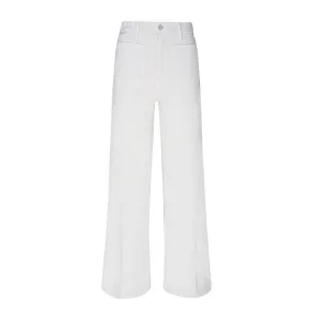 Woman Chalk Jeans with Patch Pocket and Rolled Cuffs